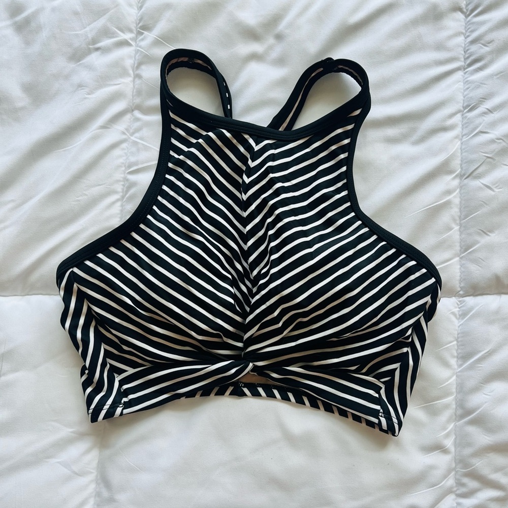 High-Neck Bikini Top 🦓